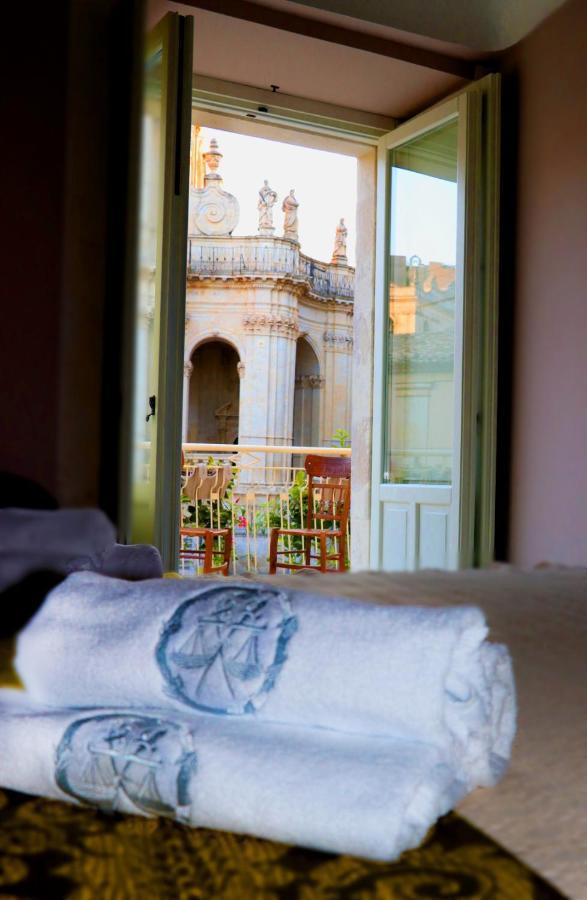 Casa Dei Giurati Bed & Breakfast Palazzolo Acreide Ngoại thất bức ảnh
